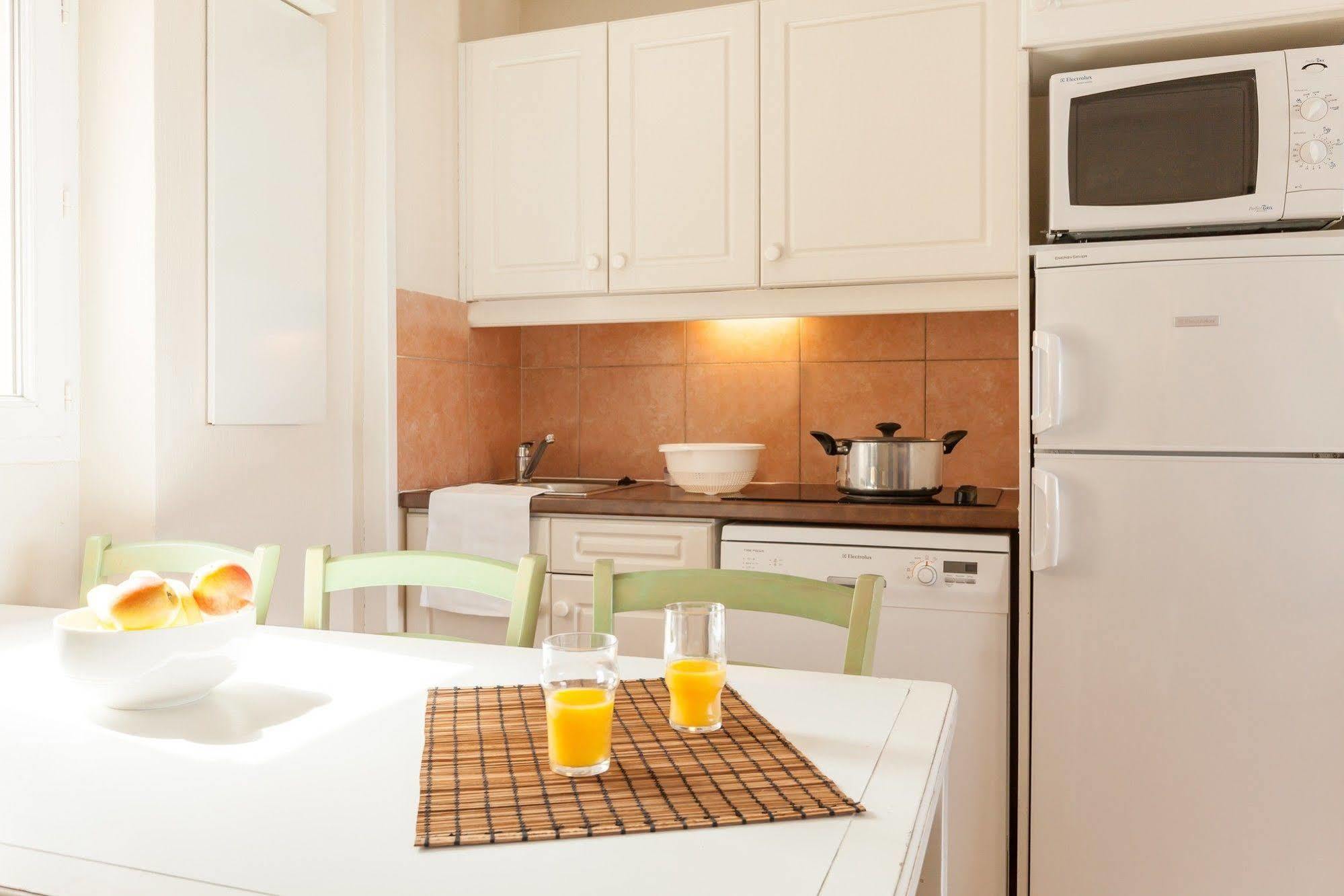 Les Rivages - Appartement Vue Mer Imprenable-Piscine Six-Fours-les-Plages Esterno foto