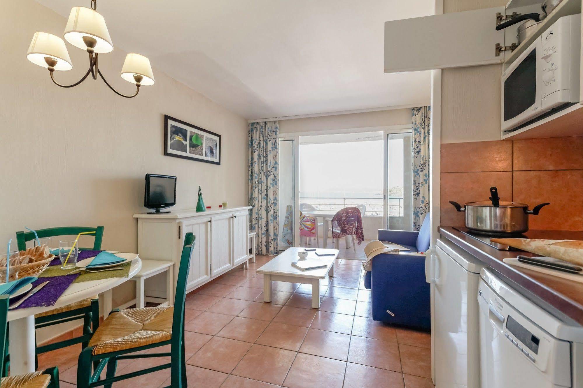 Les Rivages - Appartement Vue Mer Imprenable-Piscine Six-Fours-les-Plages Esterno foto
